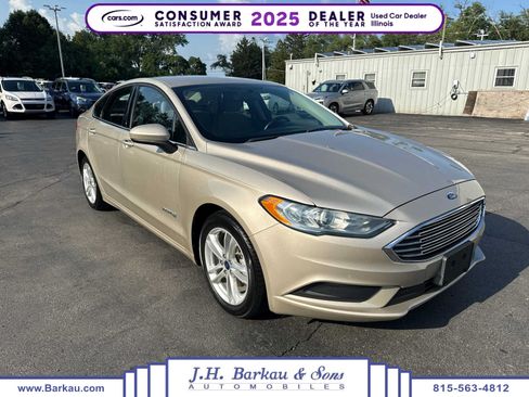 Used 2018 Ford Fusion S FWD image 1