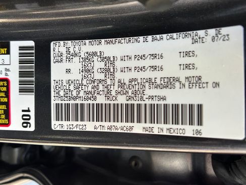 Used 2023 Toyota Tacoma SR5 AWD/4WD image 25