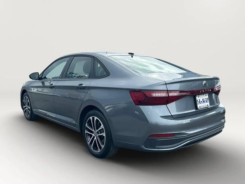 Used 2025 Volkswagen Jetta Sport FWD image 5