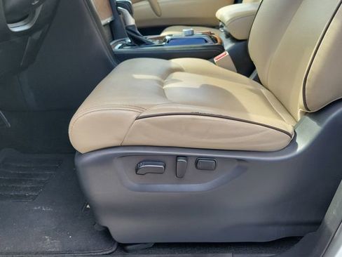 Used 2023 Nissan Armada SL w/ Captain's Chairs Package image 17