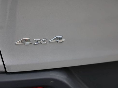 Used 2017 Jeep Cherokee Limited AWD/4WD image 34