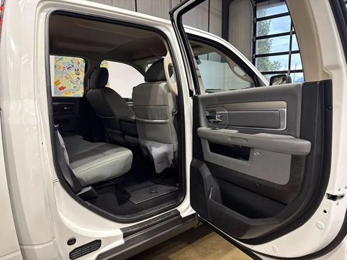 Used 2019 RAM 1500 Big Horn AWD/4WD image 85