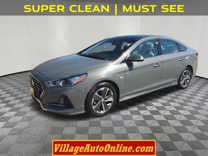 Used 2019 Hyundai Sonata Limited w/ Ultimate Package 02
