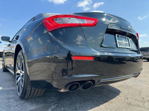 Used 2017 Maserati Ghibli S image 7
