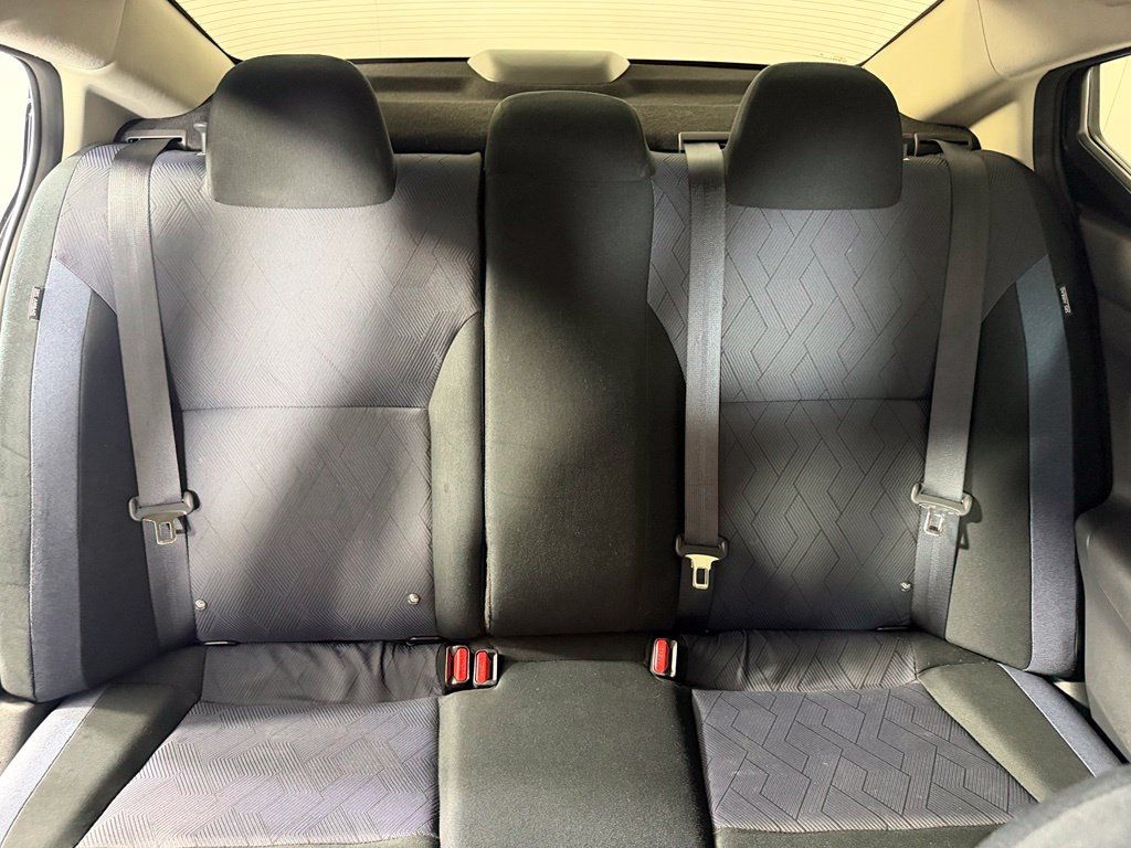 Used 2025 Nissan Versa SV FWD image 18