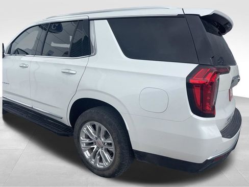 Used 2024 GMC Yukon SLT w/ SLT Premium Package AWD/4WD image 28