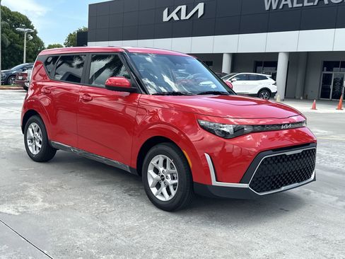 New 2025 Kia Soul LX w/ LX Technology Package image 4