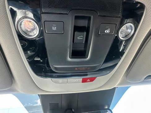 Used 2022 Kia Sorento SX AWD/4WD image 29