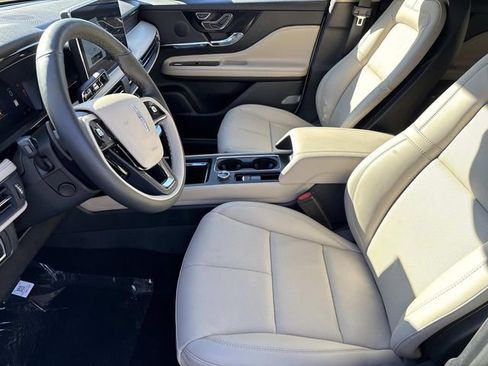 New 2026 Lincoln Corsair Reserve image 23