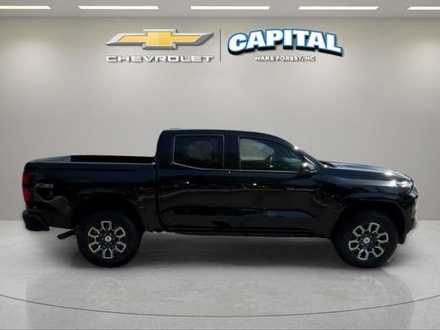 Used 2026 Chevrolet Colorado Z71 w/ Technology Package AWD/4WD image 6