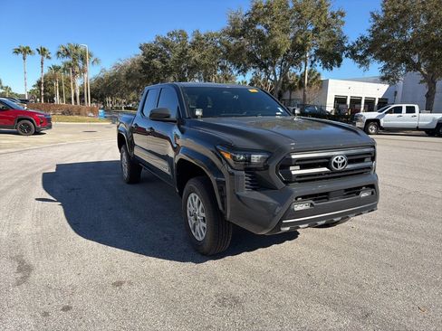 Used 2024 Toyota Tacoma SR5 image 7