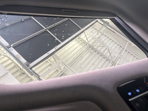 Used 2024 Hyundai Santa Fe Limited image 25