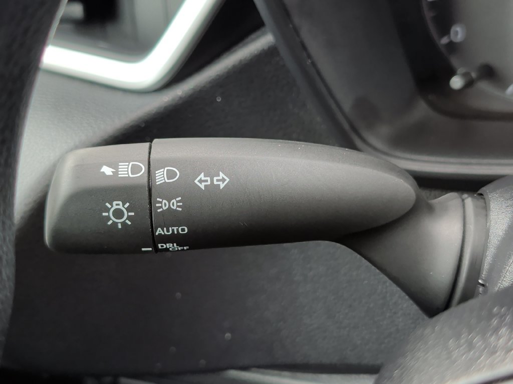 Used 2025 Toyota Corolla LE FWD image 44