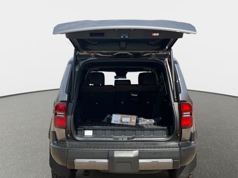 Used 2025 Toyota Land Cruiser w/ Premium Package image 5