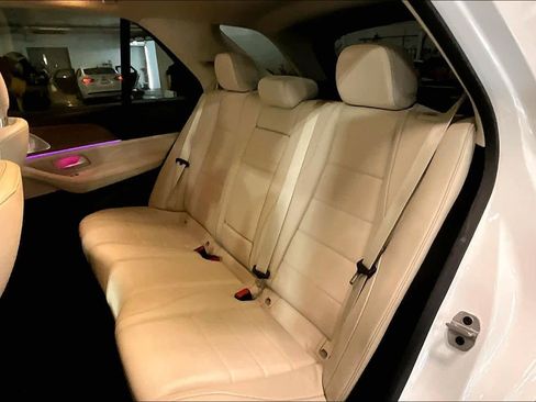 Used 2021 Mercedes-Benz GLE 350 4MATIC image 21