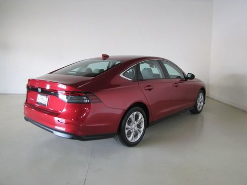 Certified 2023 Honda Accord LX image 23