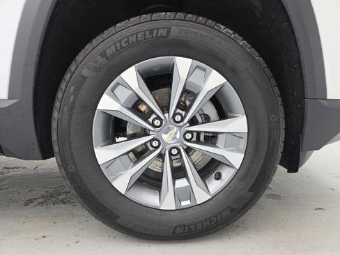 Used 2026 Chevrolet Equinox LT w/ Convenience Package II AWD/4WD image 19