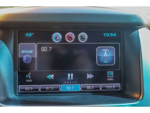 Used 2015 Chevrolet Suburban LT image 25