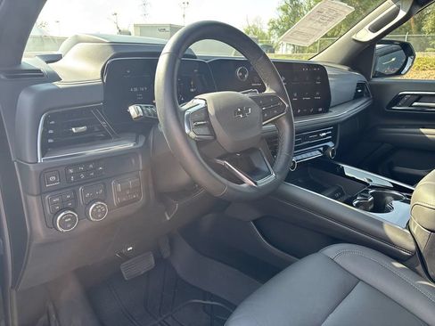 Used 2026 Chevrolet Tahoe Z71 w/ Z71 Off-Road Package AWD/4WD image 14