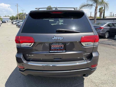 Used 2016 Jeep Grand Cherokee Limited AWD/4WD image 3