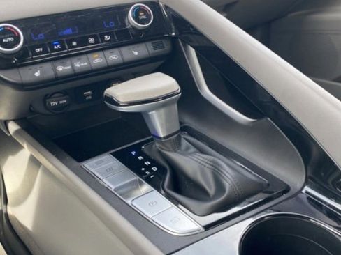 Used 2022 Hyundai Elantra Blue w/ Cargo Package image 29