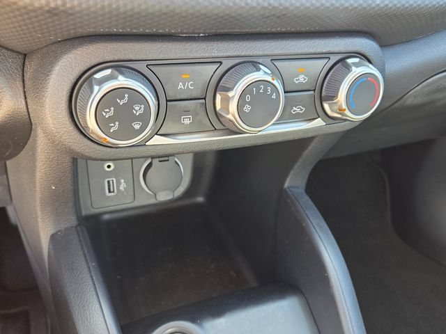 Used 2024 Nissan Kicks S FWD image 22