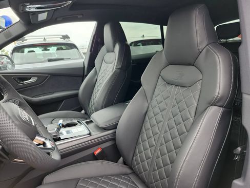 New 2026 Audi SQ8 Premium Plus AWD/4WD image 11