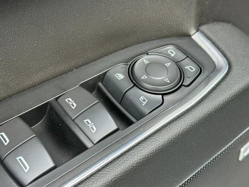 Used 2024 GMC Sierra 1500 SLT w/ SLT Premium Package image 16