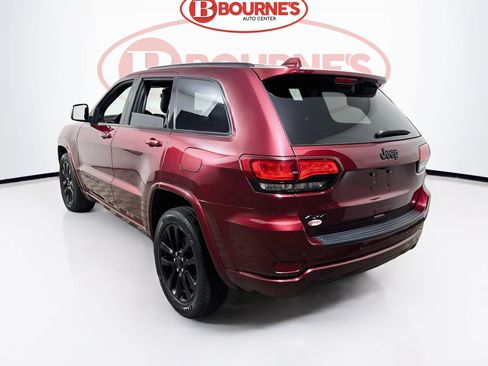 Used 2021 Jeep Grand Cherokee Laredo X AWD/4WD image 9