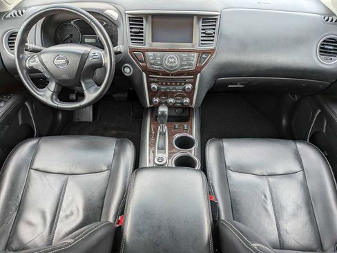 Used 2015 Nissan Pathfinder SL w/ SL Tech Package image 14