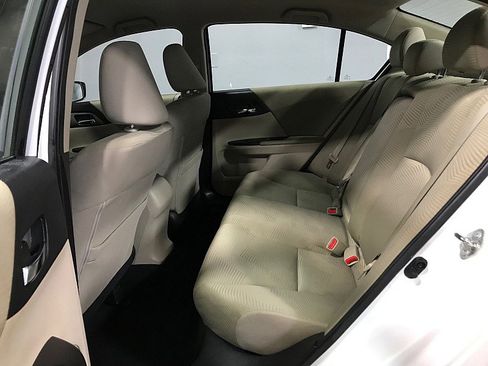 Used 2015 Honda Accord LX image 17