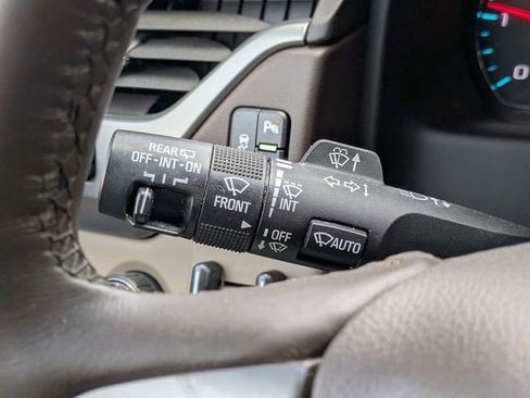 Used 2016 Chevrolet Suburban LTZ image 32