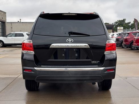 Used 2012 Toyota Highlander Limited FWD image 5