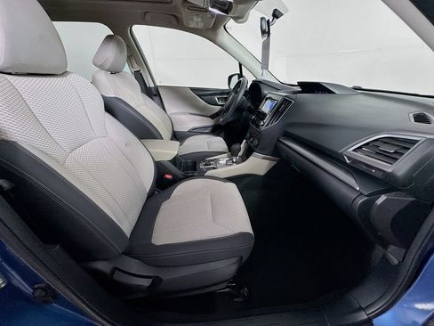Used 2021 Subaru Forester Premium AWD/4WD image 35