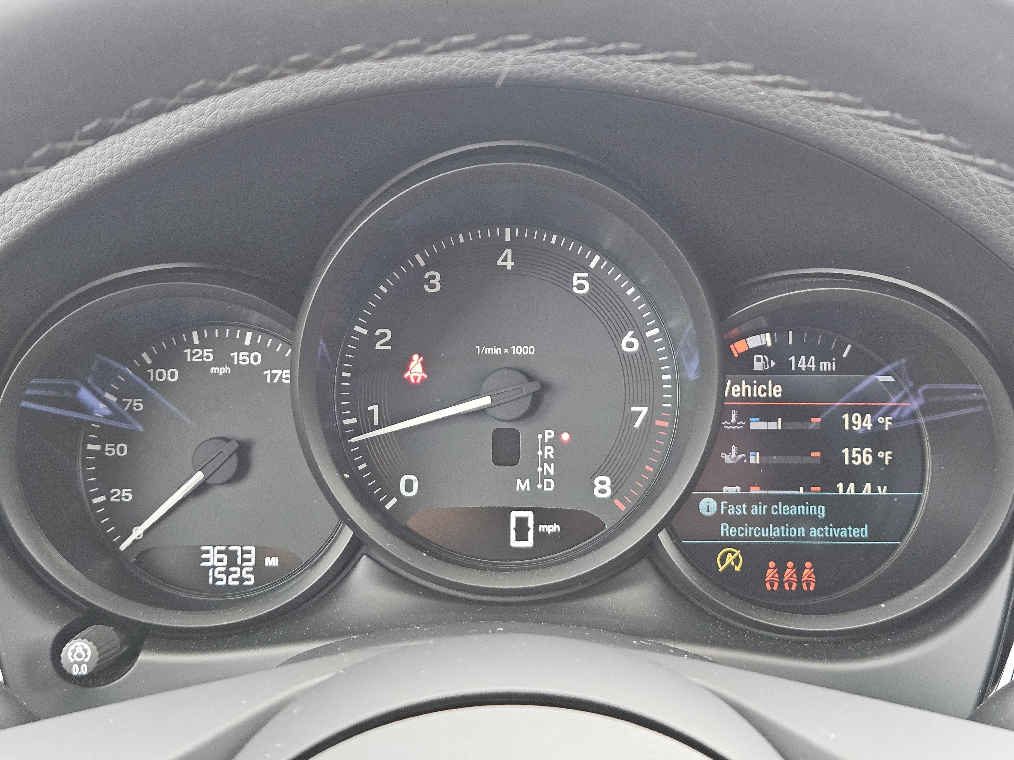 Certified 2026 Porsche Macan AWD/4WD image 16
