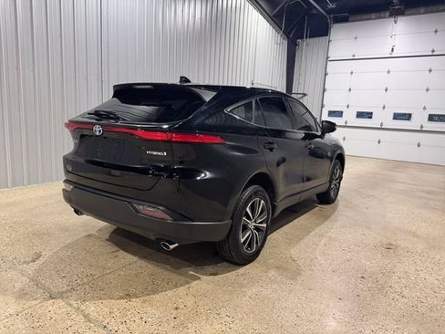 Used 2021 Toyota Venza LE w/ Carpet Mat Package (TMS) AWD/4WD image 8