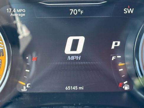 Used 2020 Dodge Challenger R/T RWD image 18