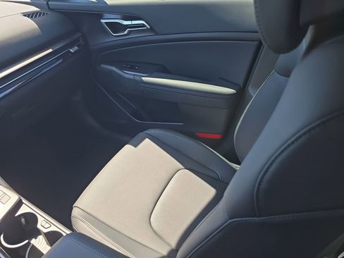 New 2026 Kia Sportage EX AWD/4WD image 16