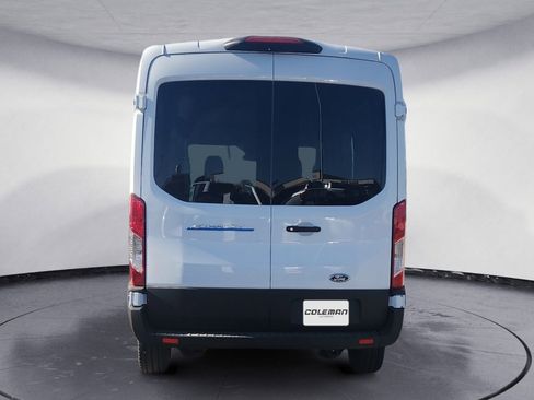 Used 2023 Ford E-Transit Medium Roof image 5