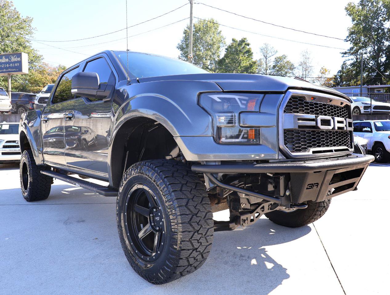 Used 2017 Ford F150 XLT w/ Equipment Group 302A Luxury AWD/4WD image 9