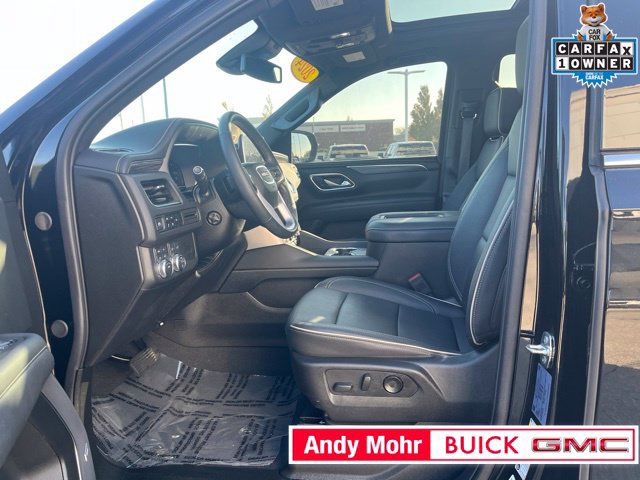 Used 2024 GMC Yukon SLT w/ SLT Premium Package AWD/4WD image 25