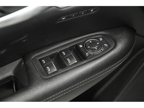 Certified 2025 Cadillac XT5 Premium Luxury image 31