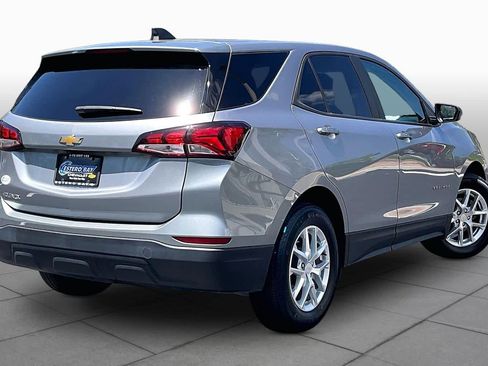 Used 2024 Chevrolet Equinox LS w/ LS Convenience Package FWD image 14