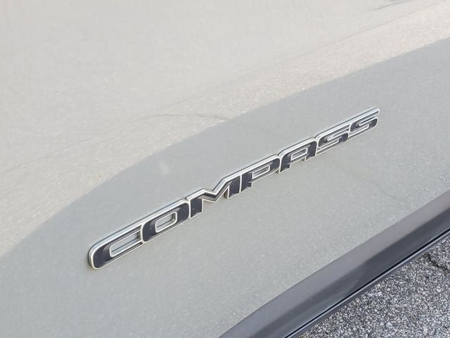 Used 2020 Jeep Compass Limited FWD image 29