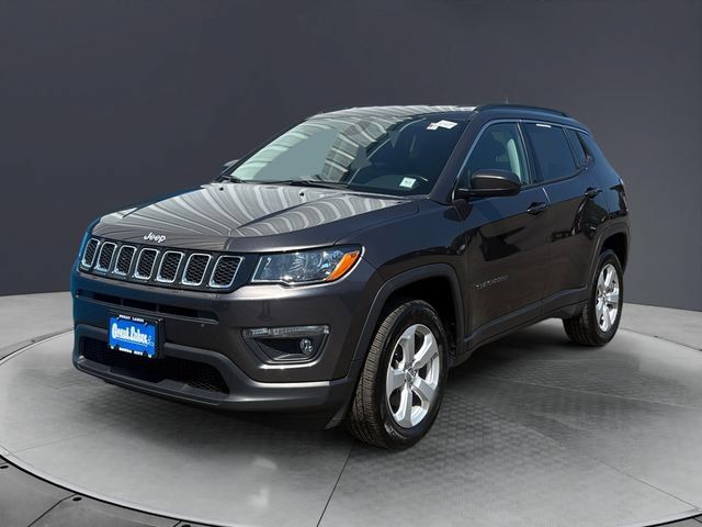 Used 2019 Jeep Compass Latitude AWD/4WD image 7
