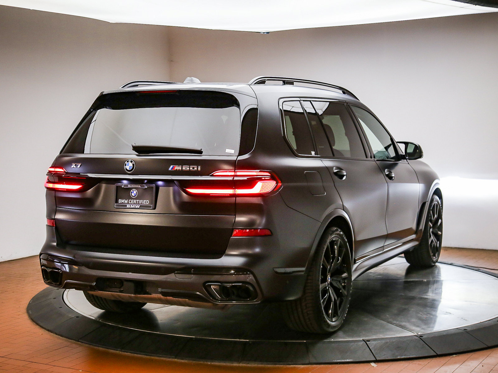 Certified 2024 BMW X7 M60i w/ Executive Package AWD/4WD image 7