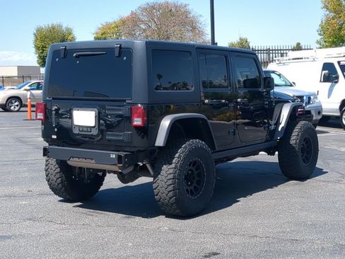 Used 2016 Jeep Wrangler Unlimited Sport w/ Connectivity Group AWD/4WD image 5