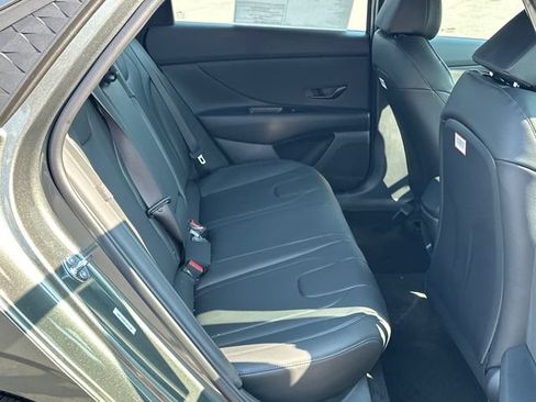 New 2026 Hyundai Elantra SEL Sport FWD image 15