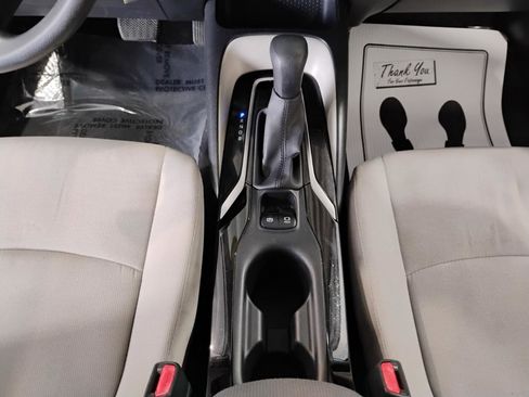 Used 2020 Toyota Corolla LE image 33
