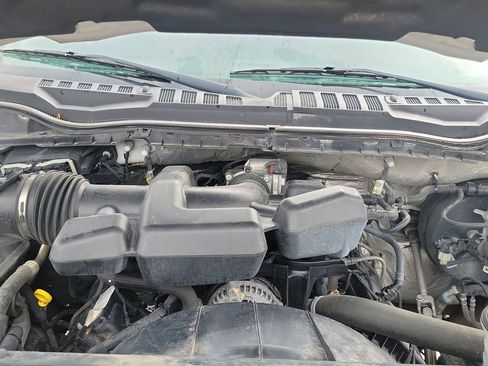 Used 2017 Ford F250 Lariat w/ Chrome Package image 33